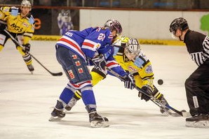 开云在线直播-2026女子冰球锦标赛：中国女队稳步前进，已晋级决赛，2020年中国女子冰球队