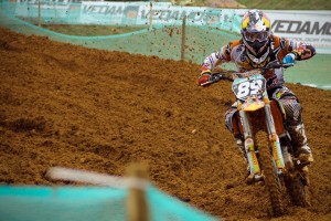 开云综合服务-中超结局浮现！亚泰提前降级官宣道歉，梅州危险，或出现递补反转